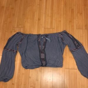 Lush quarter long sleeve summer shoulder crop